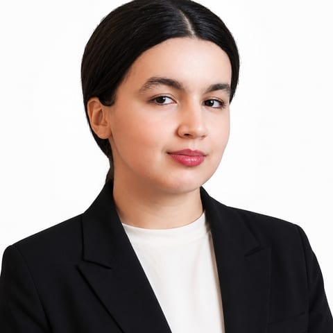 Преподаватель китайского языка Исмира